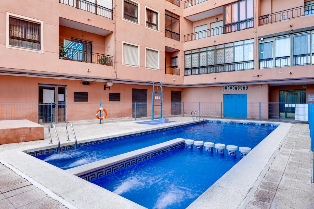 Estudio Joven Pura Torrevieja Exterior foto